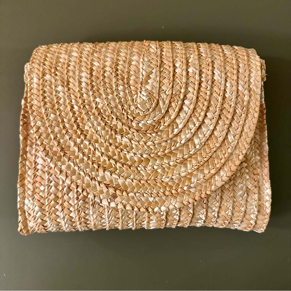 NWOT New Clutch